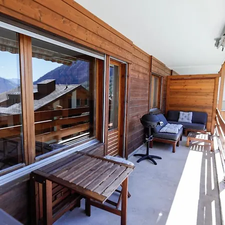 Rothorn 2, Atemberaubender Ausblick, Renoviert Appartement Loèche-les-Bains